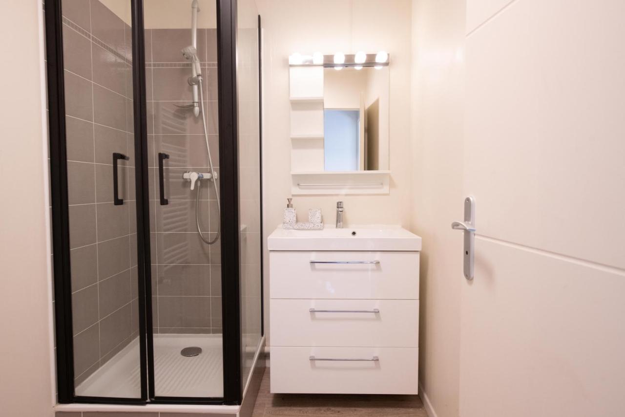 Machouart Le Duplex -Parking Gratuit Equipee Commodites- Aubervilliers Exterior foto